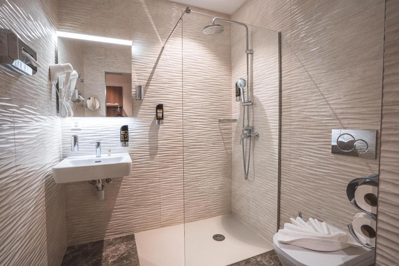 My Home Hotel - Free Parking Вінтертур Екстер'єр фото
